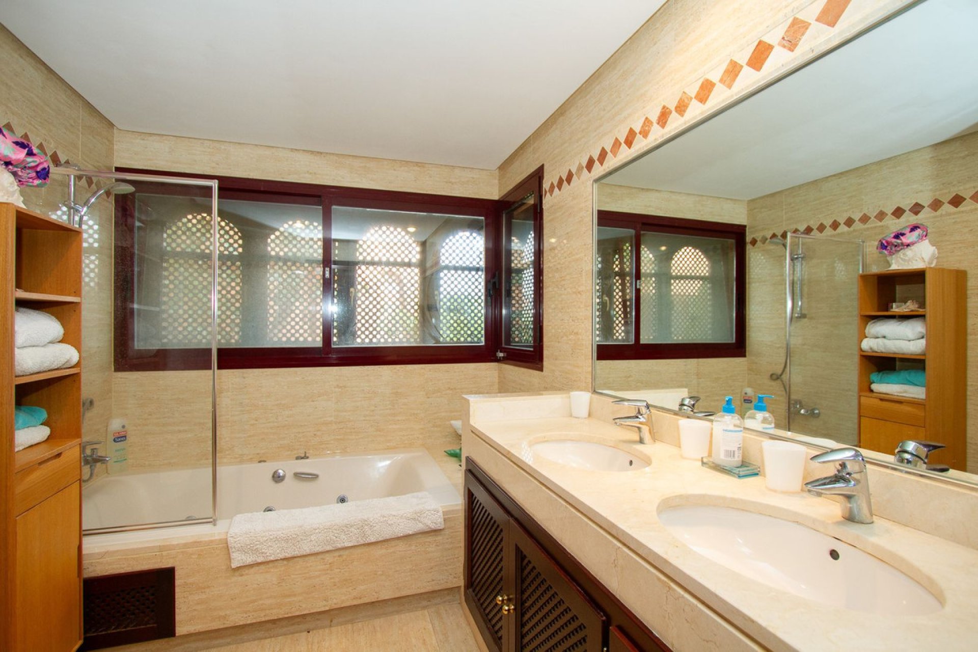 Resale - Ground floor apartment - Marbella - La Mairena