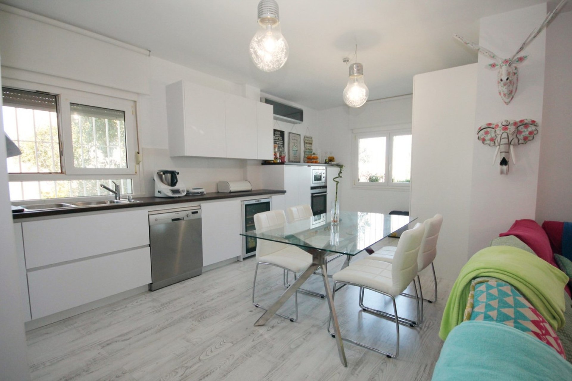 Resale - Ground floor apartment - Marbella - La Mairena