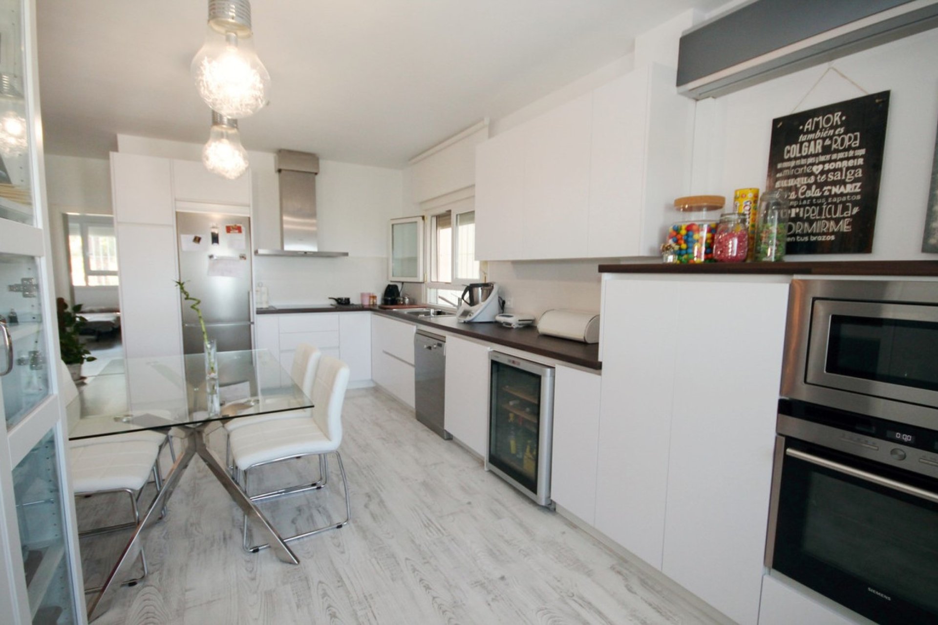 Resale - Ground floor apartment - Marbella - La Mairena