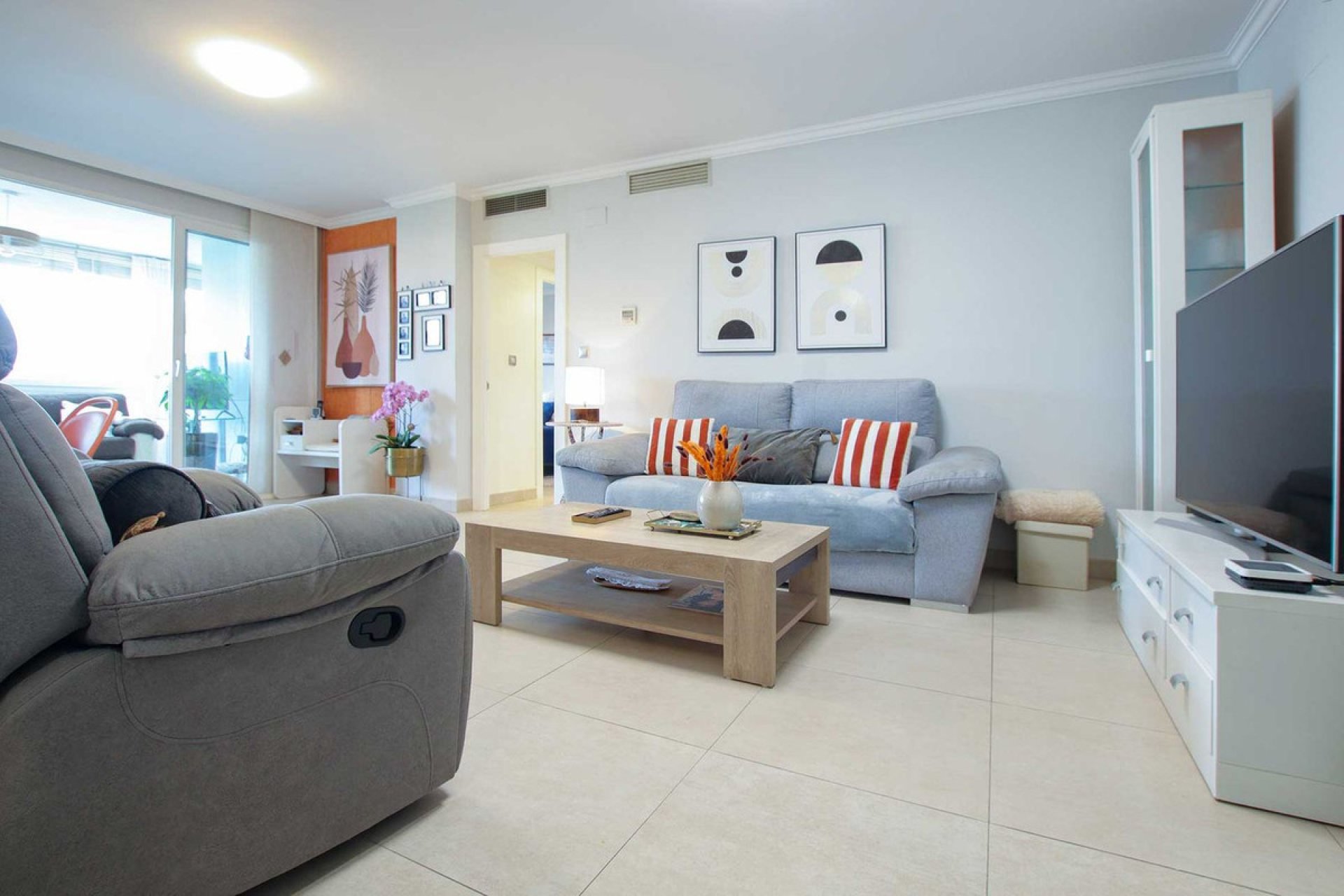 Resale - Ground floor apartment - Marbella - Las Chapas