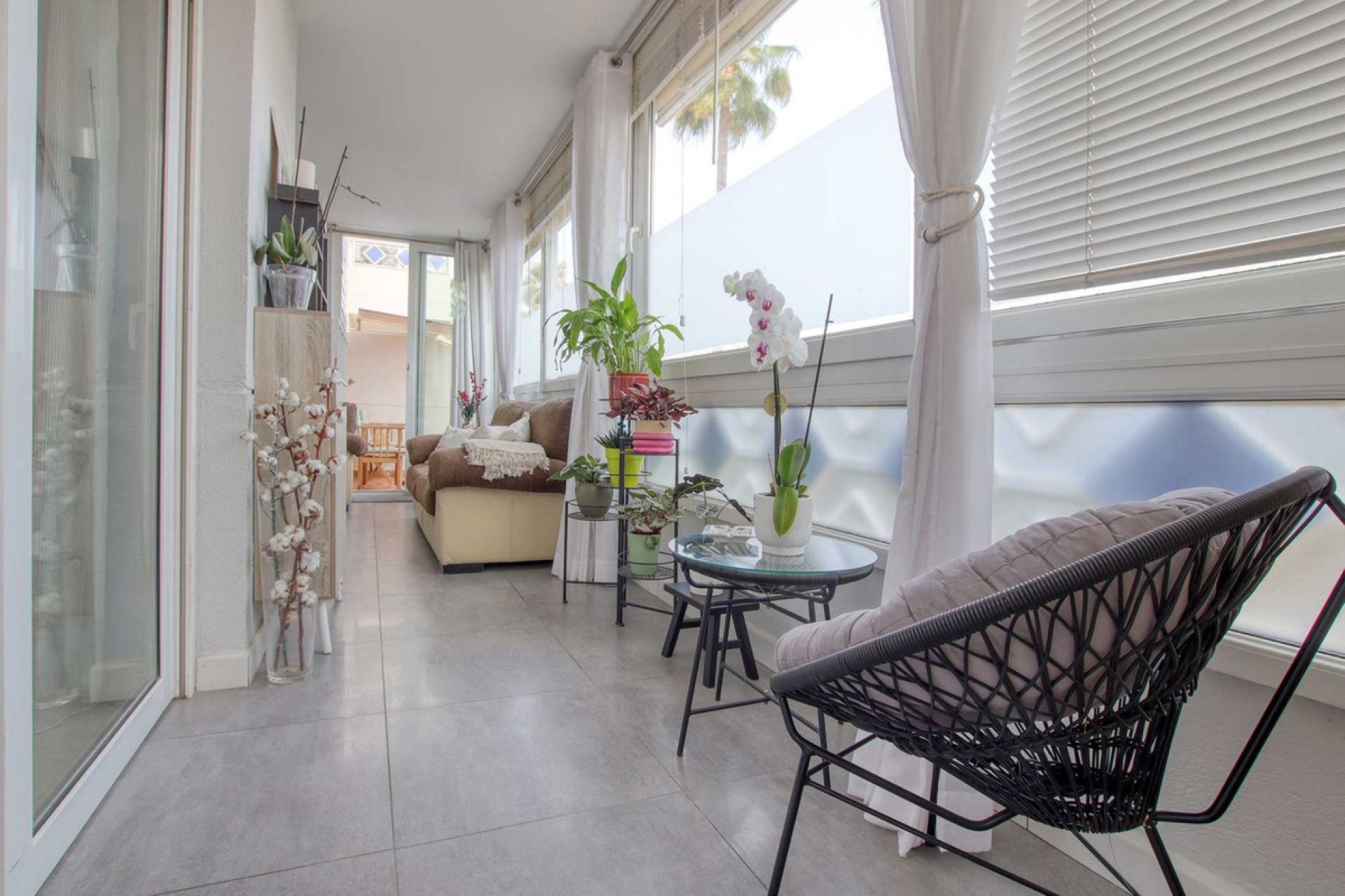Resale - Ground floor apartment - Marbella - Las Chapas
