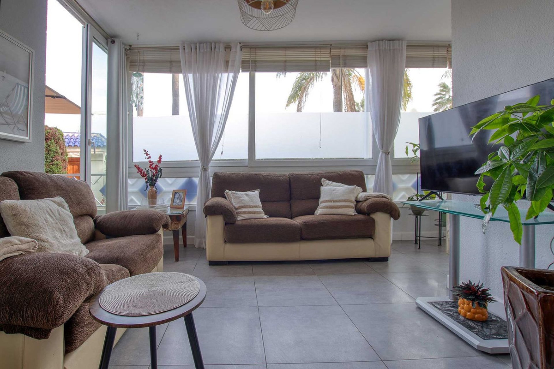 Resale - Ground floor apartment - Marbella - Las Chapas