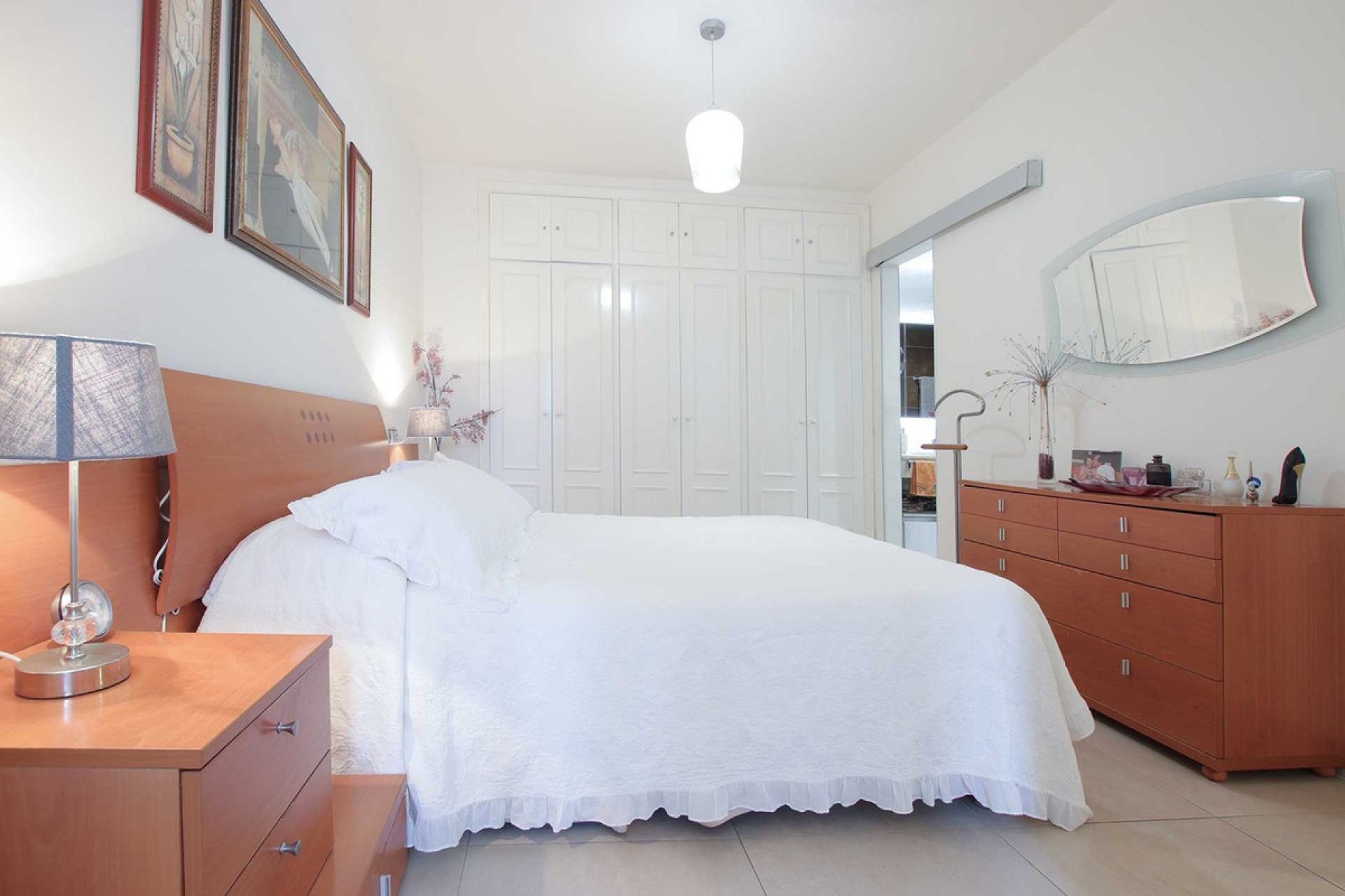 Resale - Ground floor apartment - Marbella - Las Chapas