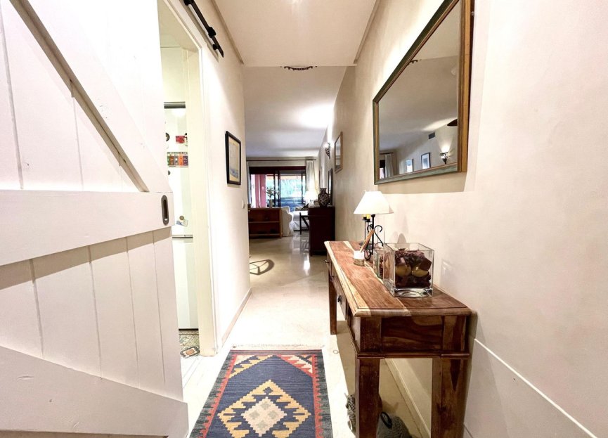 Resale - Ground floor apartment - Marbella - Los Monteros