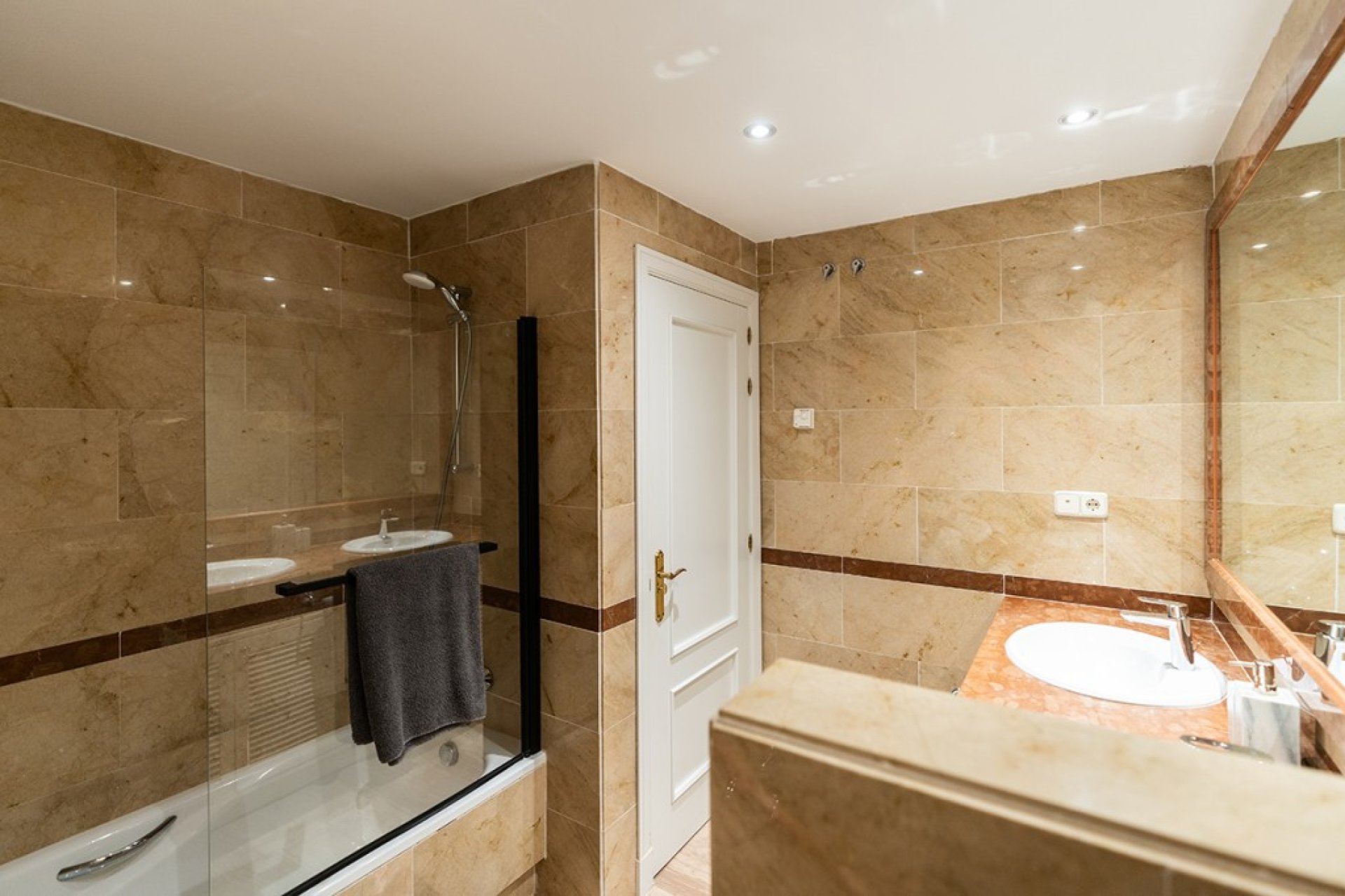 Resale - Ground floor apartment - Marbella - Marbella Centro