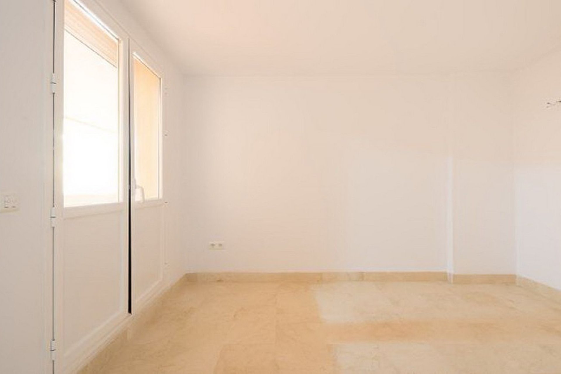 Resale - Ground floor apartment - Marbella - Marbella Centro