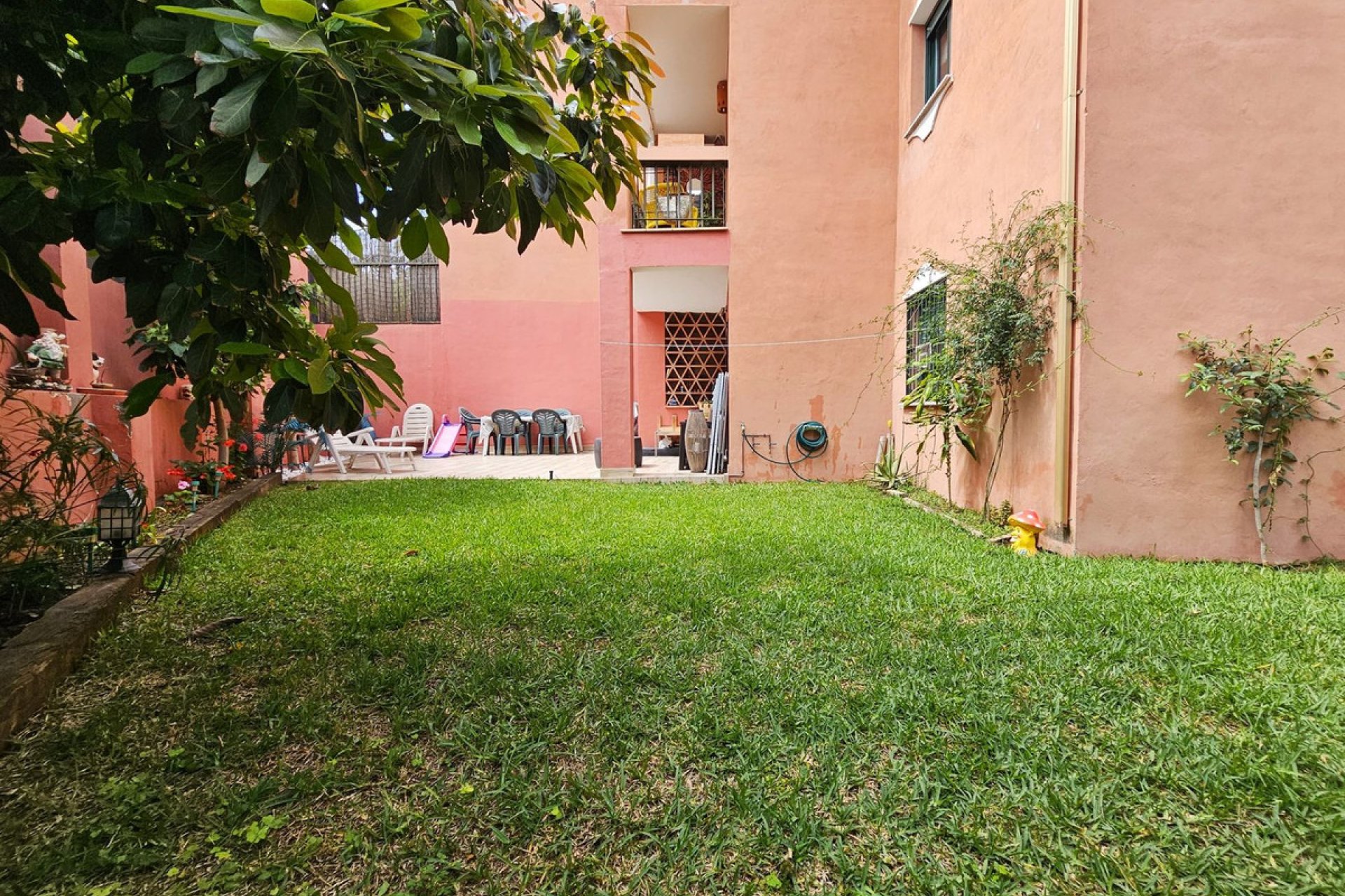 Resale - Ground floor apartment - Marbella - Marbesa
