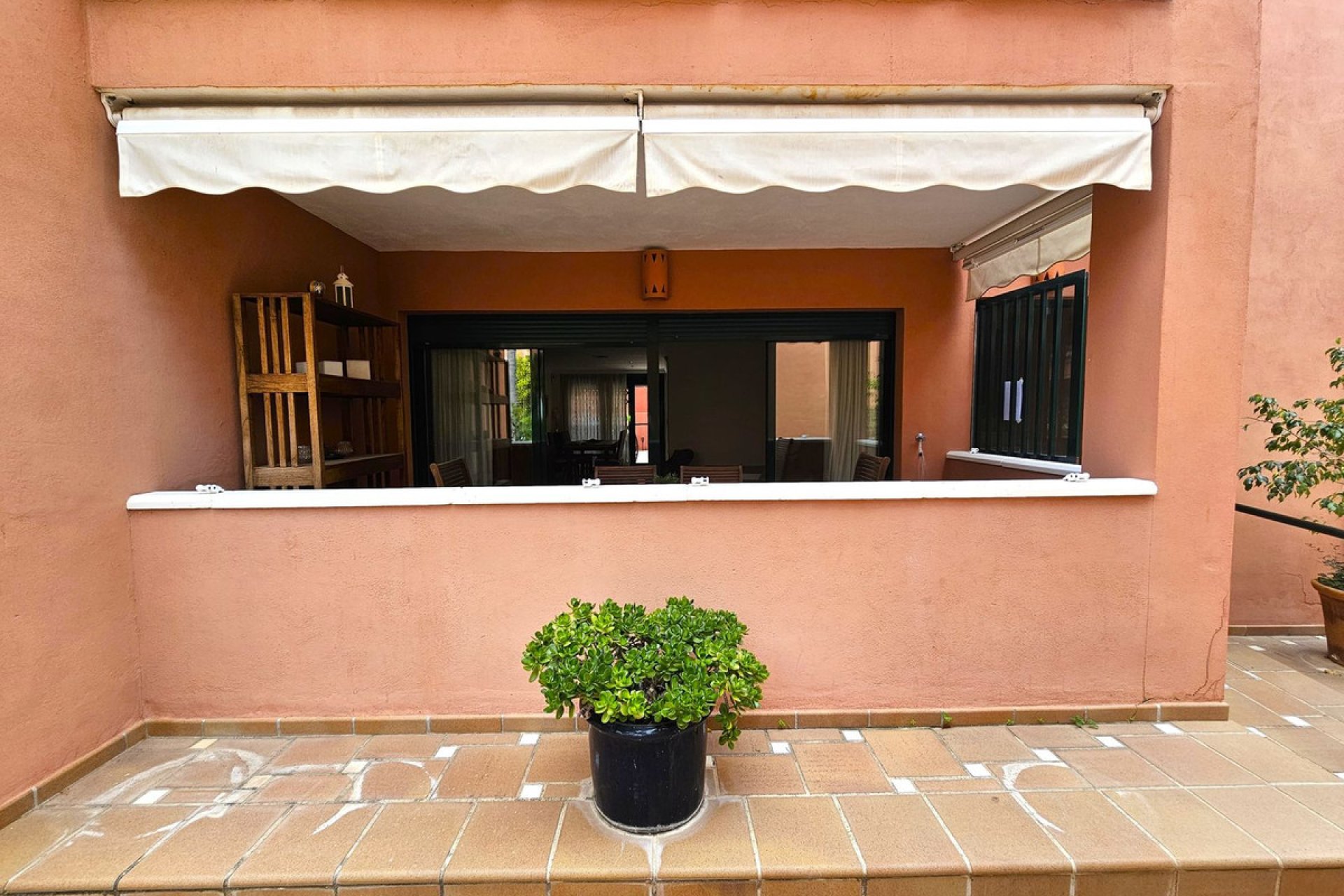 Resale - Ground floor apartment - Marbella - Marbesa