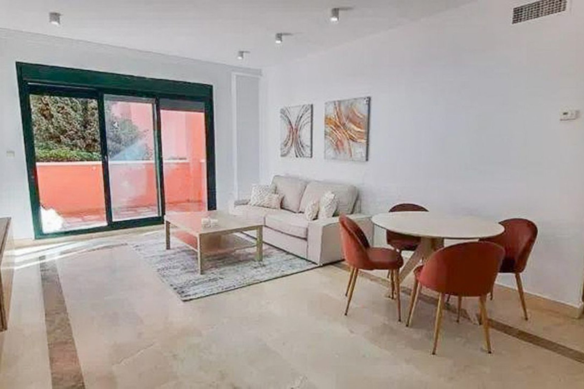 Resale - Ground floor apartment - Marbella - Marbesa