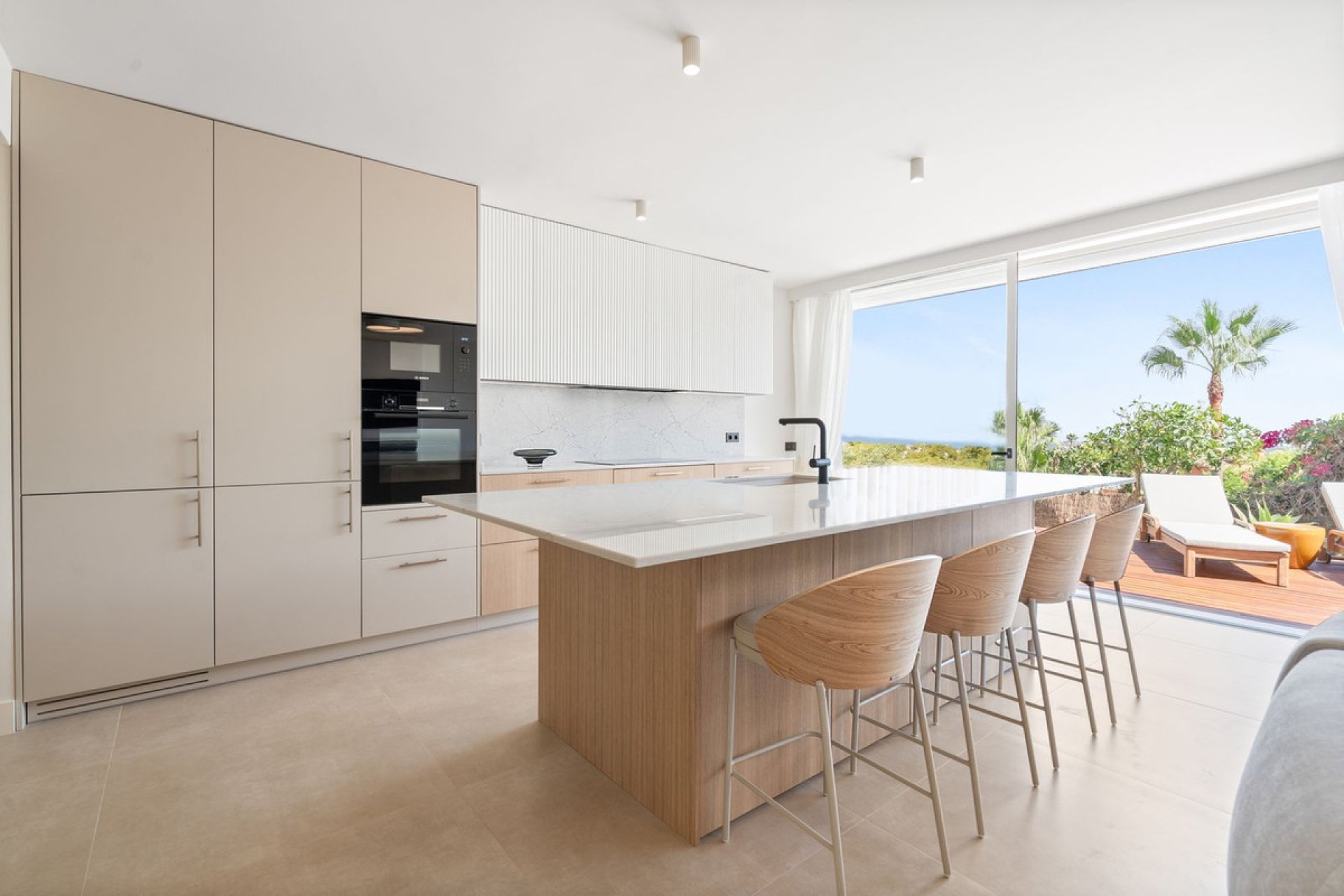 Resale - Ground floor apartment - Marbella - Nueva Andalucia