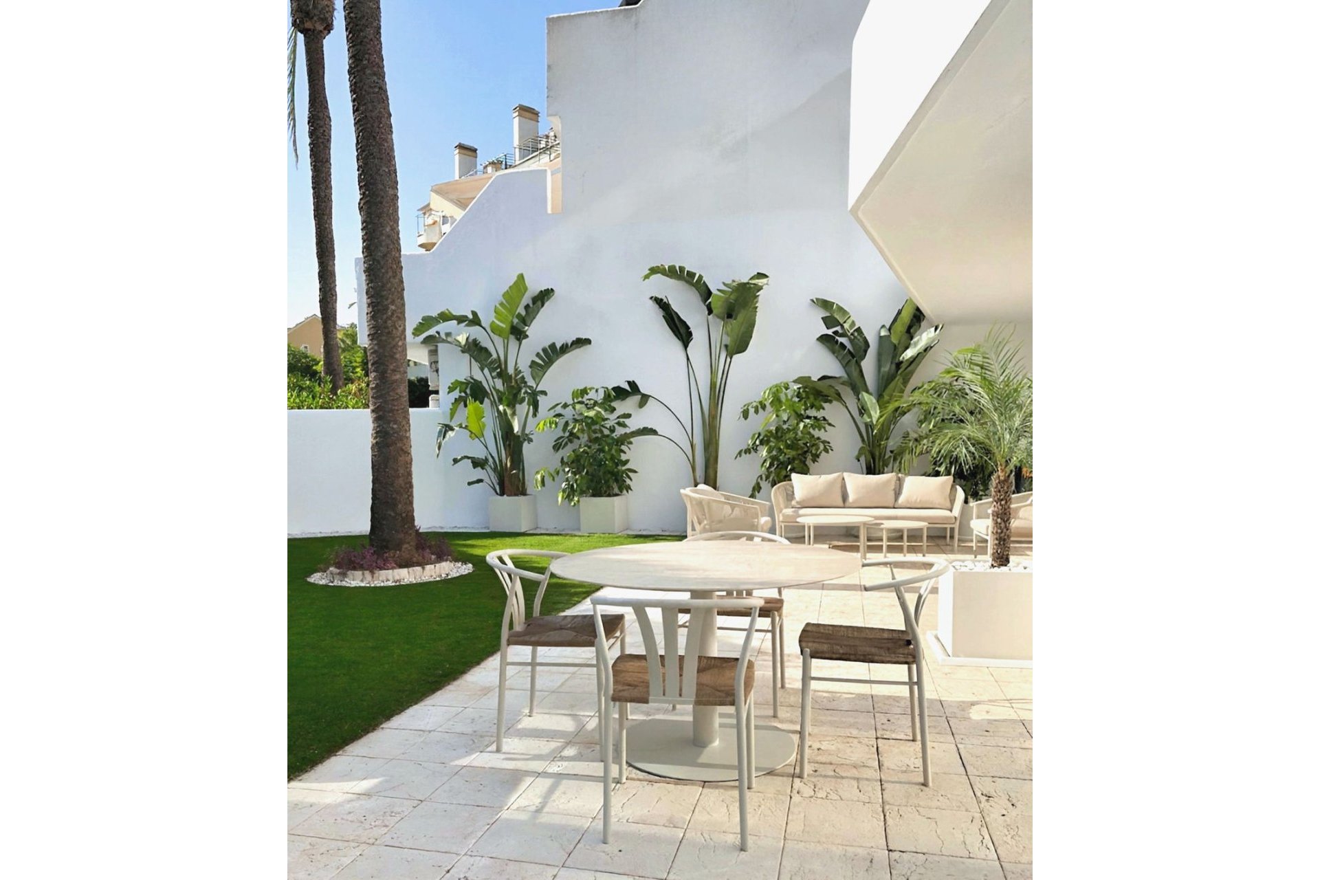 Resale - Ground floor apartment - Marbella - Nueva Andalucia