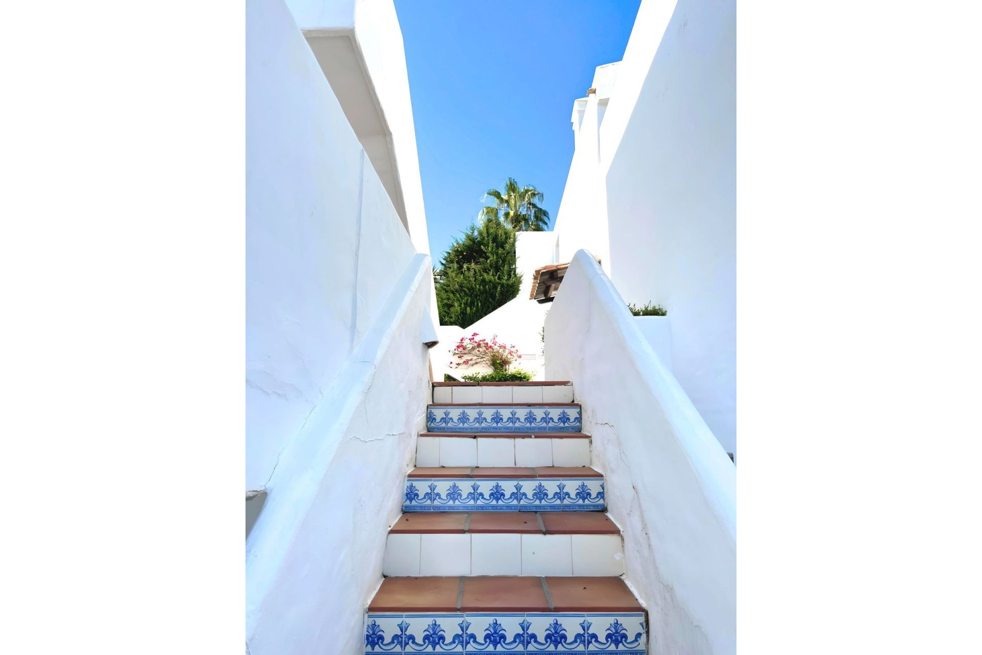 Resale - Ground floor apartment - Marbella - Nueva Andalucia