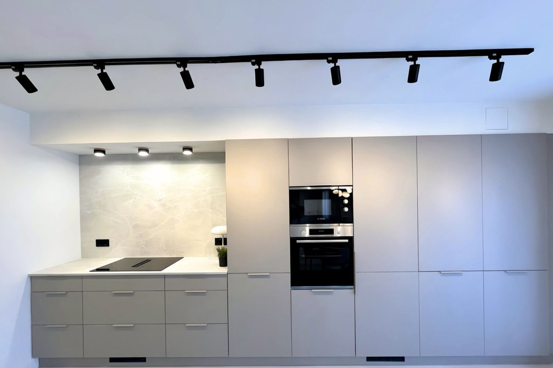 Resale - Ground floor apartment - Marbella - Nueva Andalucia