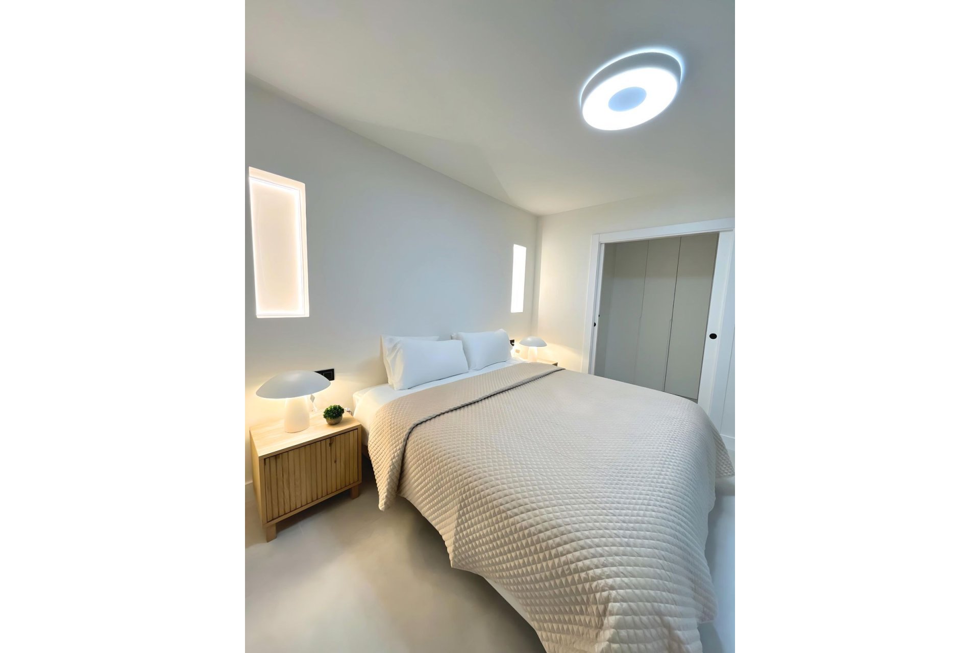 Resale - Ground floor apartment - Marbella - Nueva Andalucia