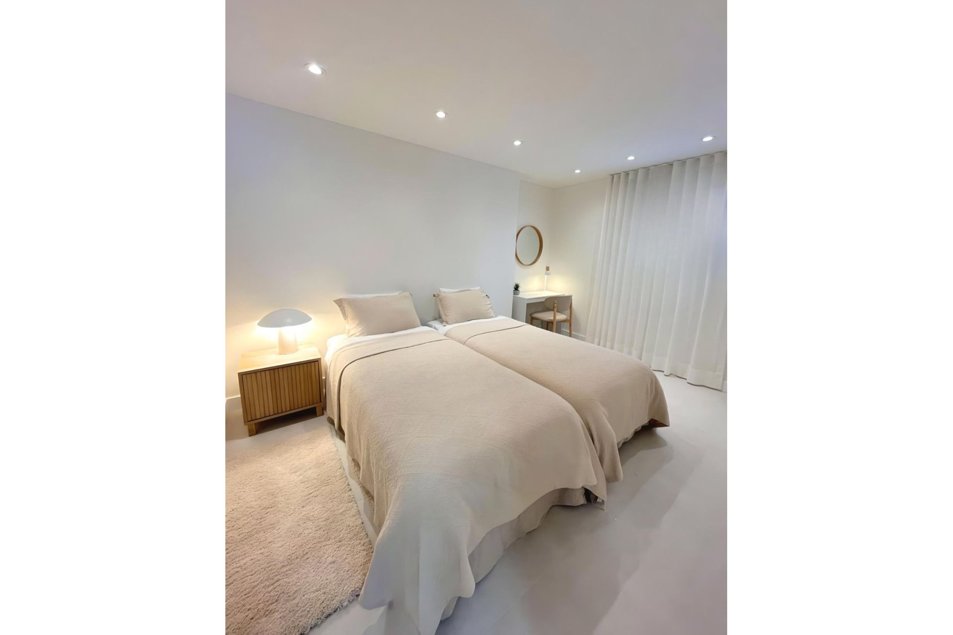 Resale - Ground floor apartment - Marbella - Nueva Andalucia