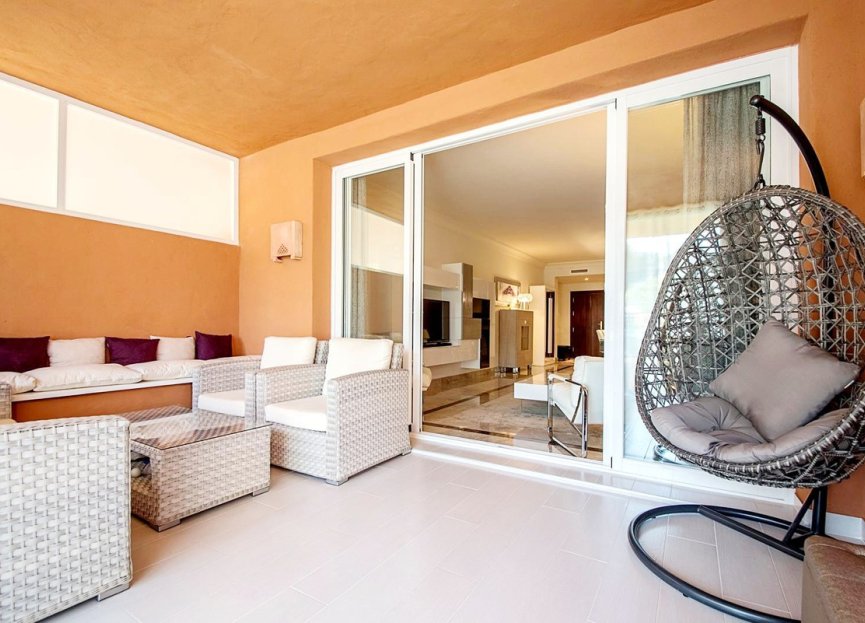 Resale - Ground floor apartment - Marbella - Nueva Andalucia