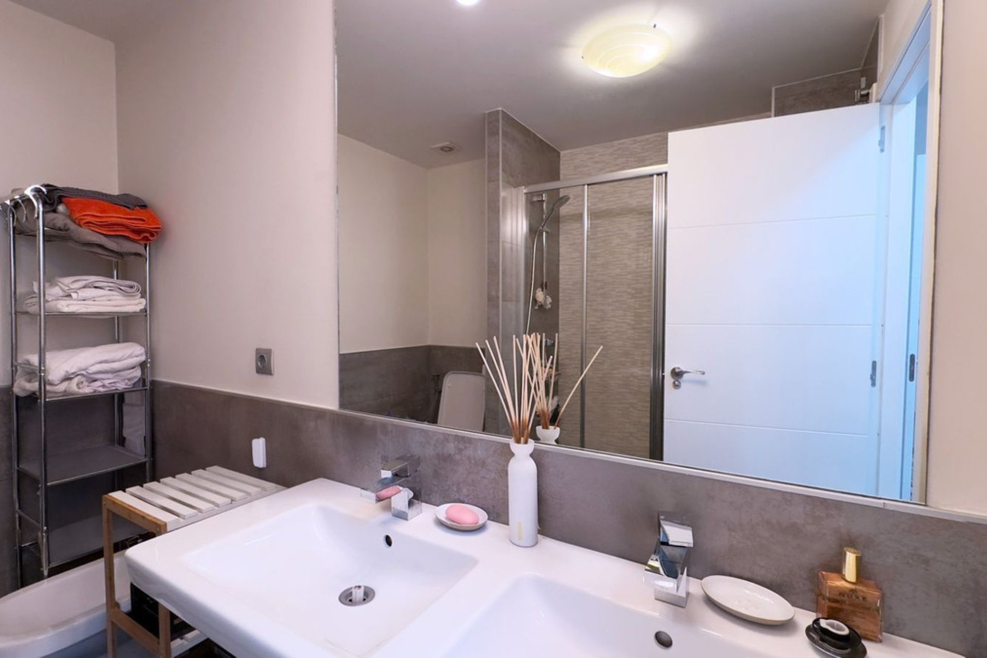 Resale - Ground floor apartment - Marbella - Nueva Andalucia