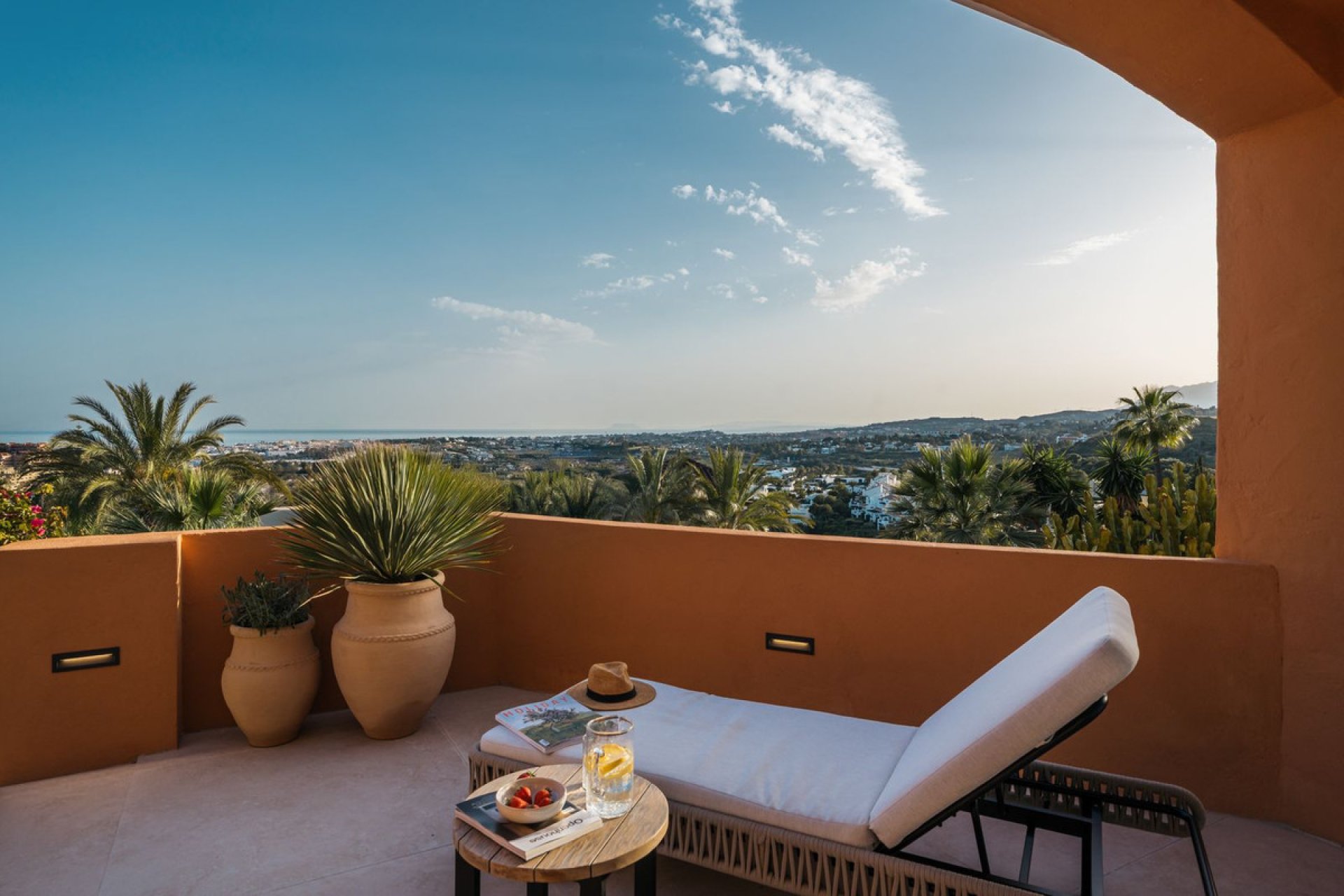 Resale - Ground floor apartment - Marbella - Nueva Andalucia