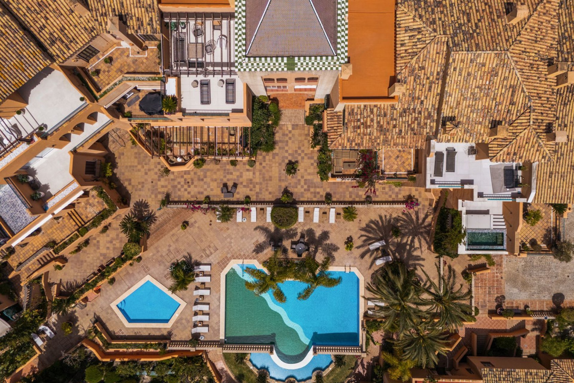 Resale - Ground floor apartment - Marbella - Nueva Andalucia