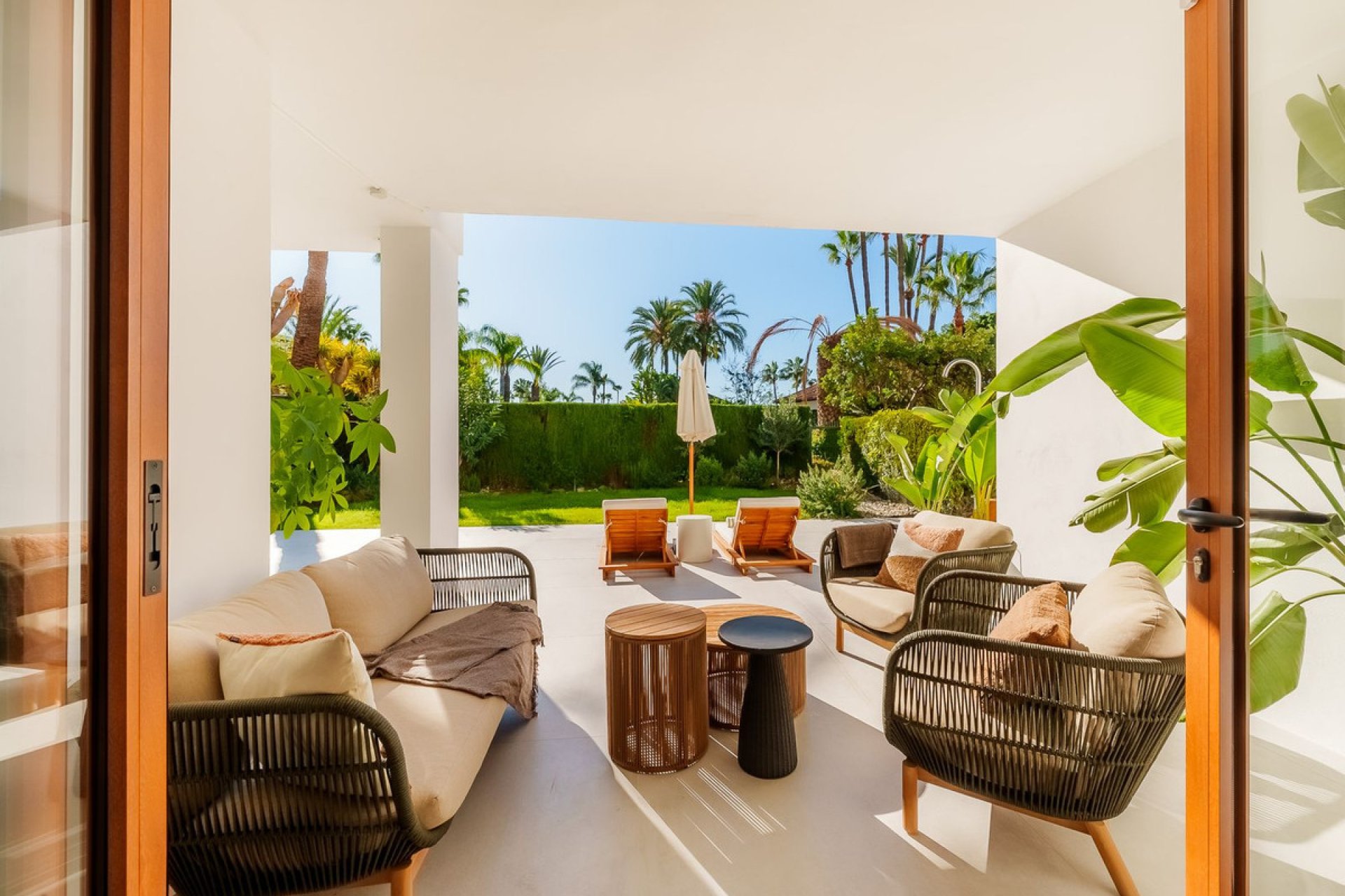 Resale - Ground floor apartment - Marbella - Nueva Andalucia