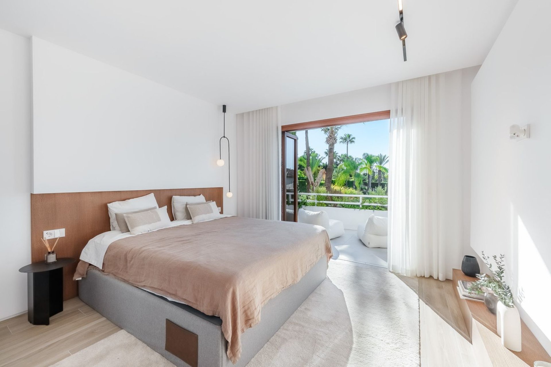 Resale - Ground floor apartment - Marbella - Nueva Andalucia