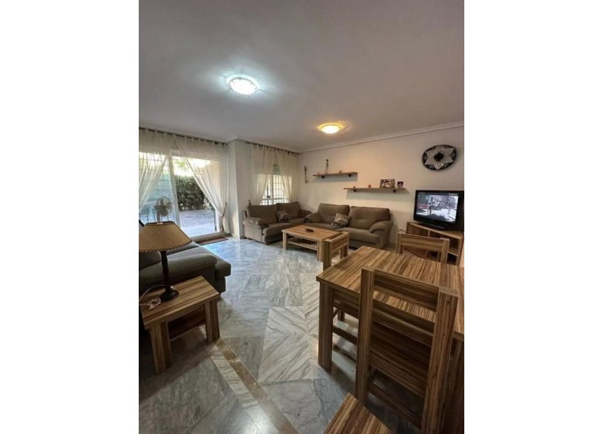 Resale - Ground floor apartment - Marbella - Nueva Andalucia