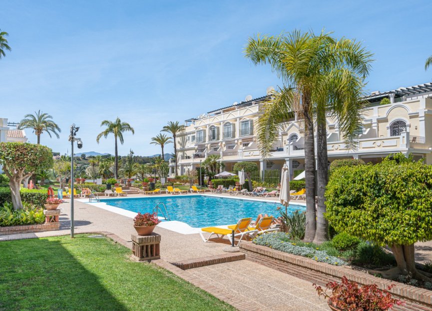 Resale - Ground floor apartment - Marbella - Nueva Andalucia