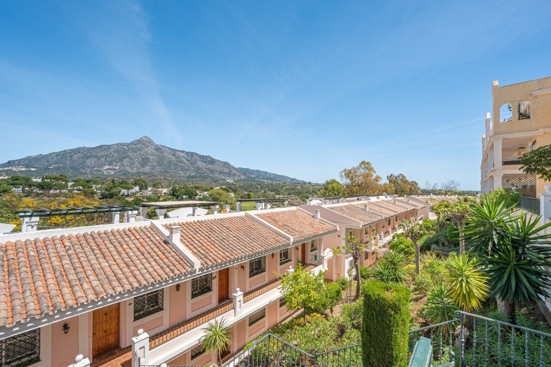 Resale - Ground floor apartment - Marbella - Nueva Andalucia