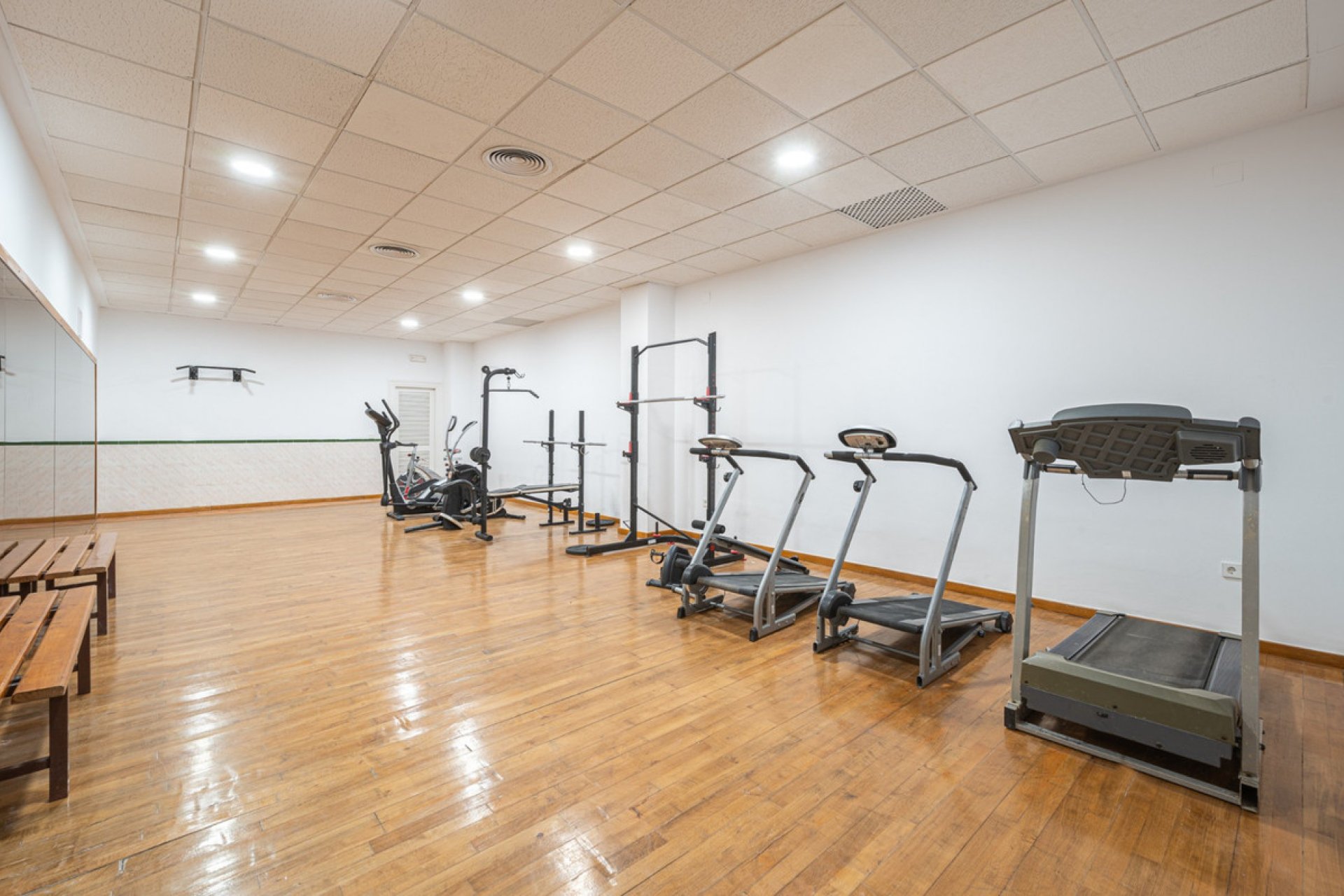 Resale - Ground floor apartment - Marbella - Nueva Andalucia