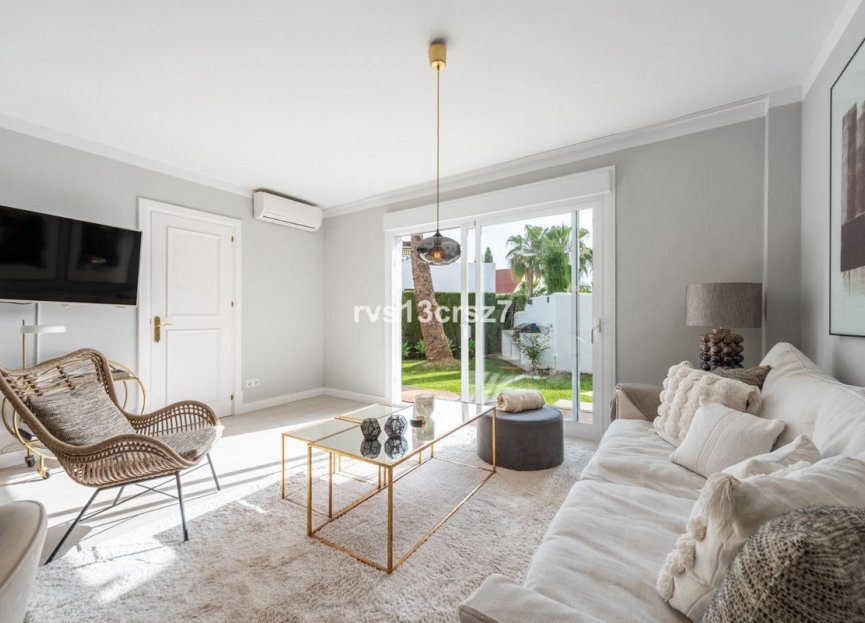 Resale - Ground floor apartment - Marbella - Nueva Andalucia