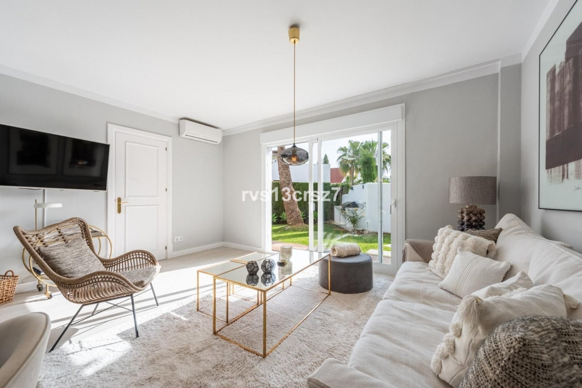 Resale - Ground floor apartment - Marbella - Nueva Andalucia