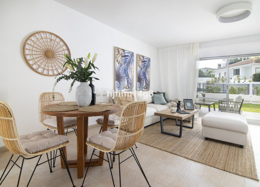 Resale - Ground floor apartment - Marbella - Nueva Andalucia