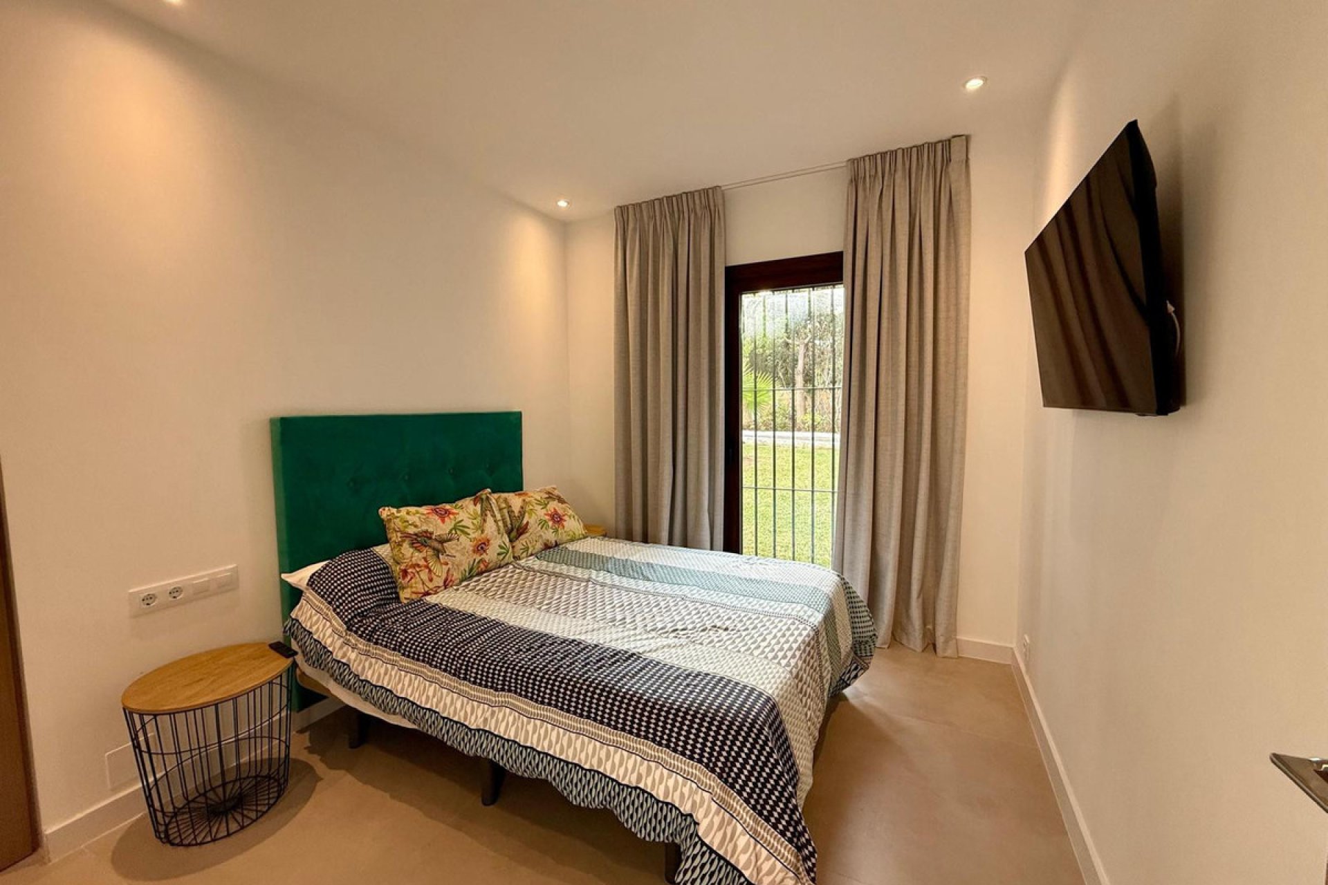 Resale - Ground floor apartment - Marbella - Nueva Andalucia