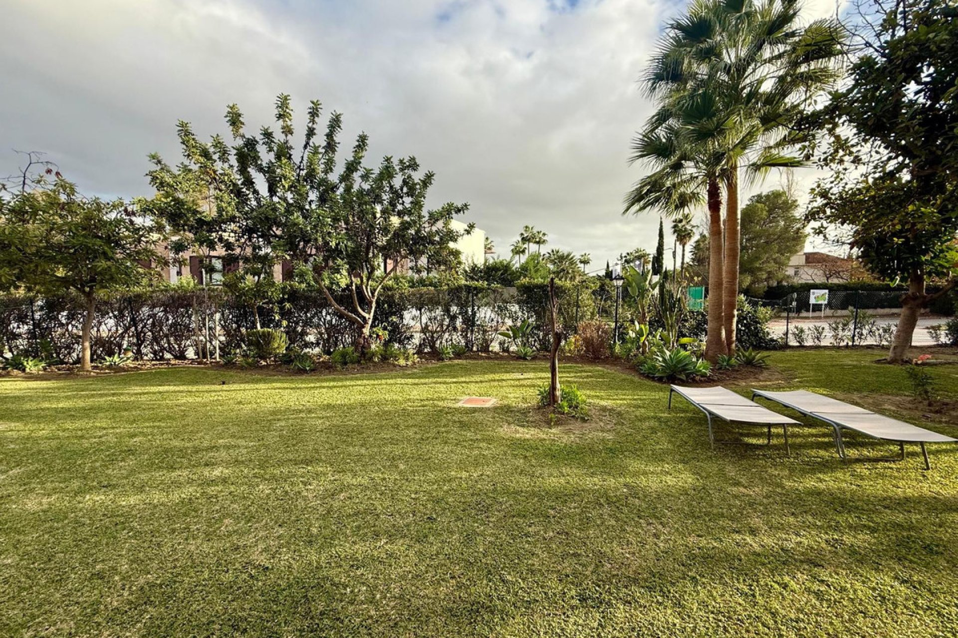 Resale - Ground floor apartment - Marbella - Nueva Andalucia