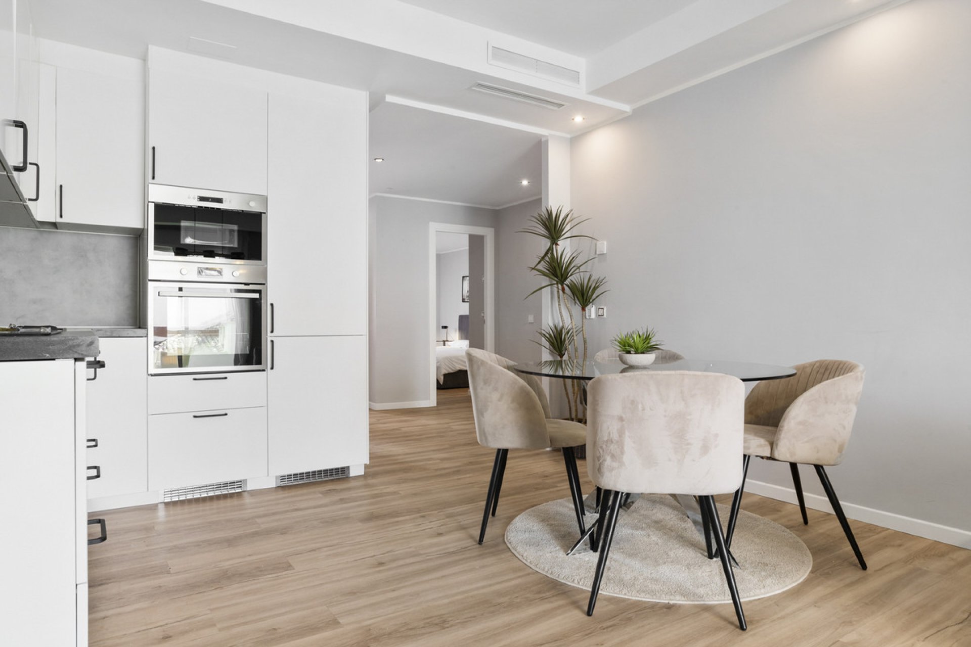 Resale - Ground floor apartment - Marbella - Nueva Andalucia