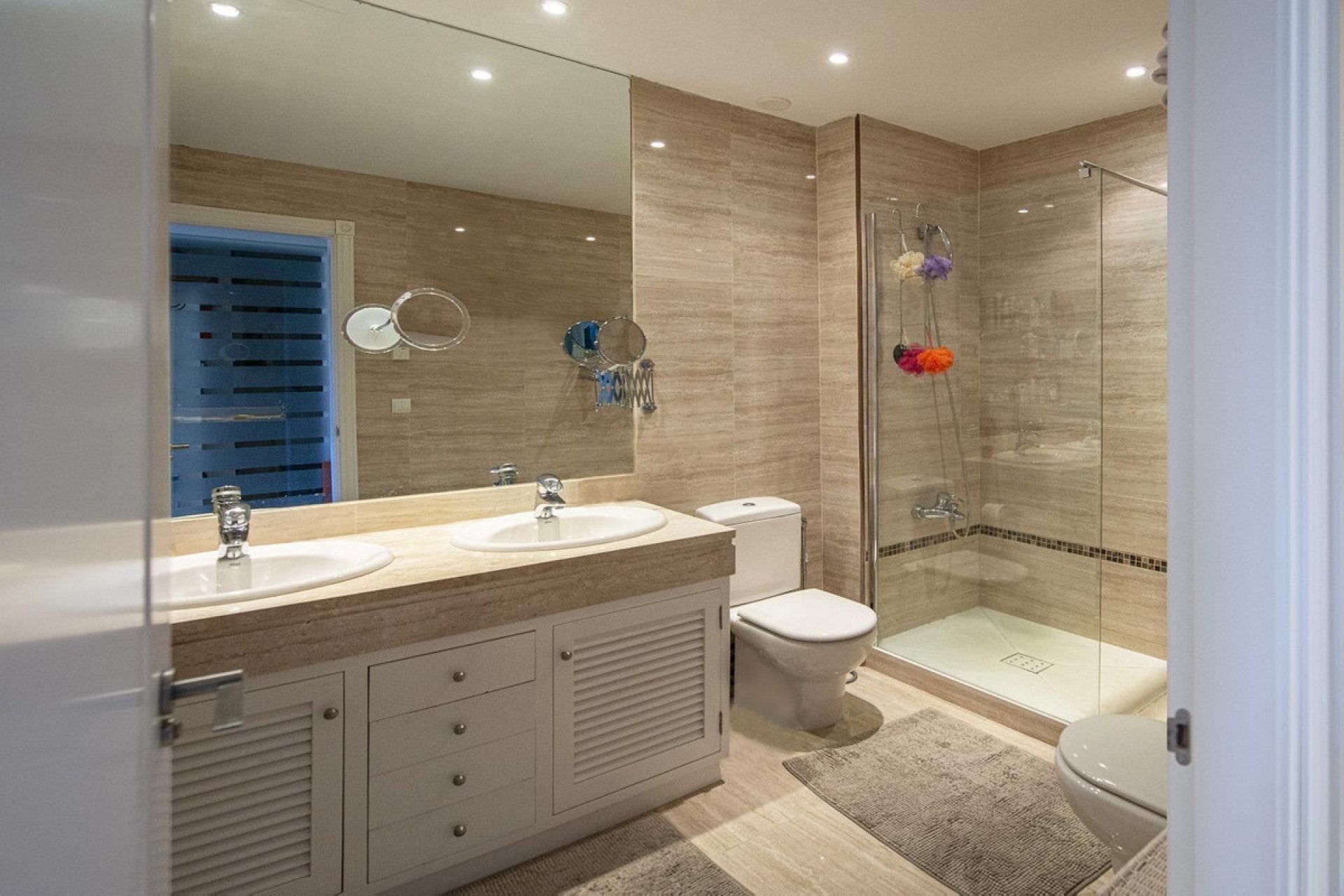 Resale - Ground floor apartment - Marbella - Nueva Andalucia