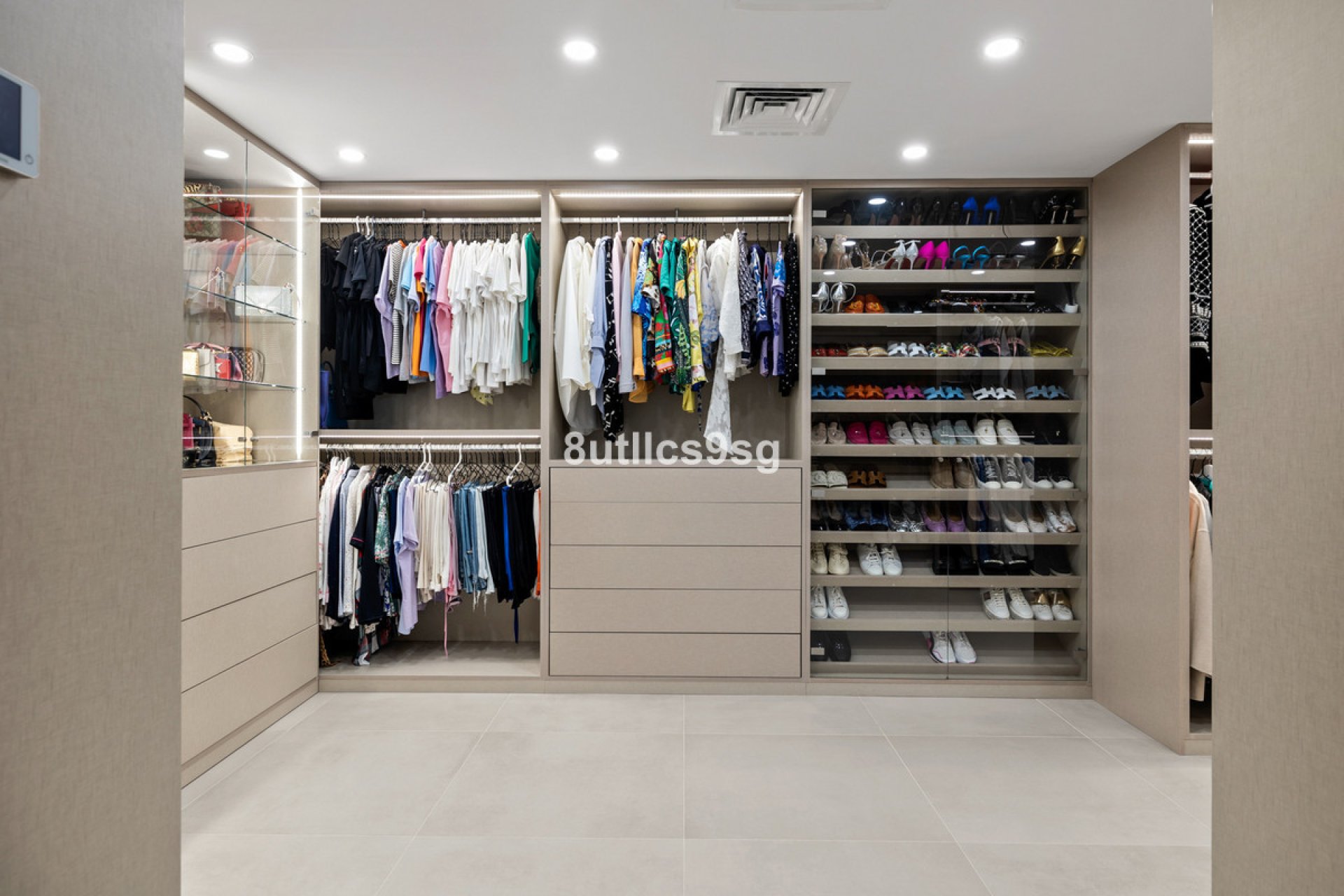 Resale - Ground floor apartment - Marbella - Nueva Andalucia