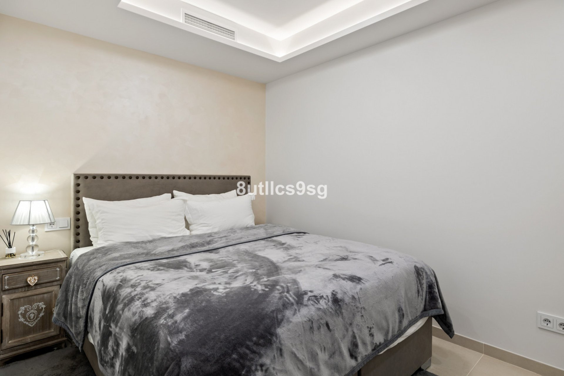 Resale - Ground floor apartment - Marbella - Nueva Andalucia