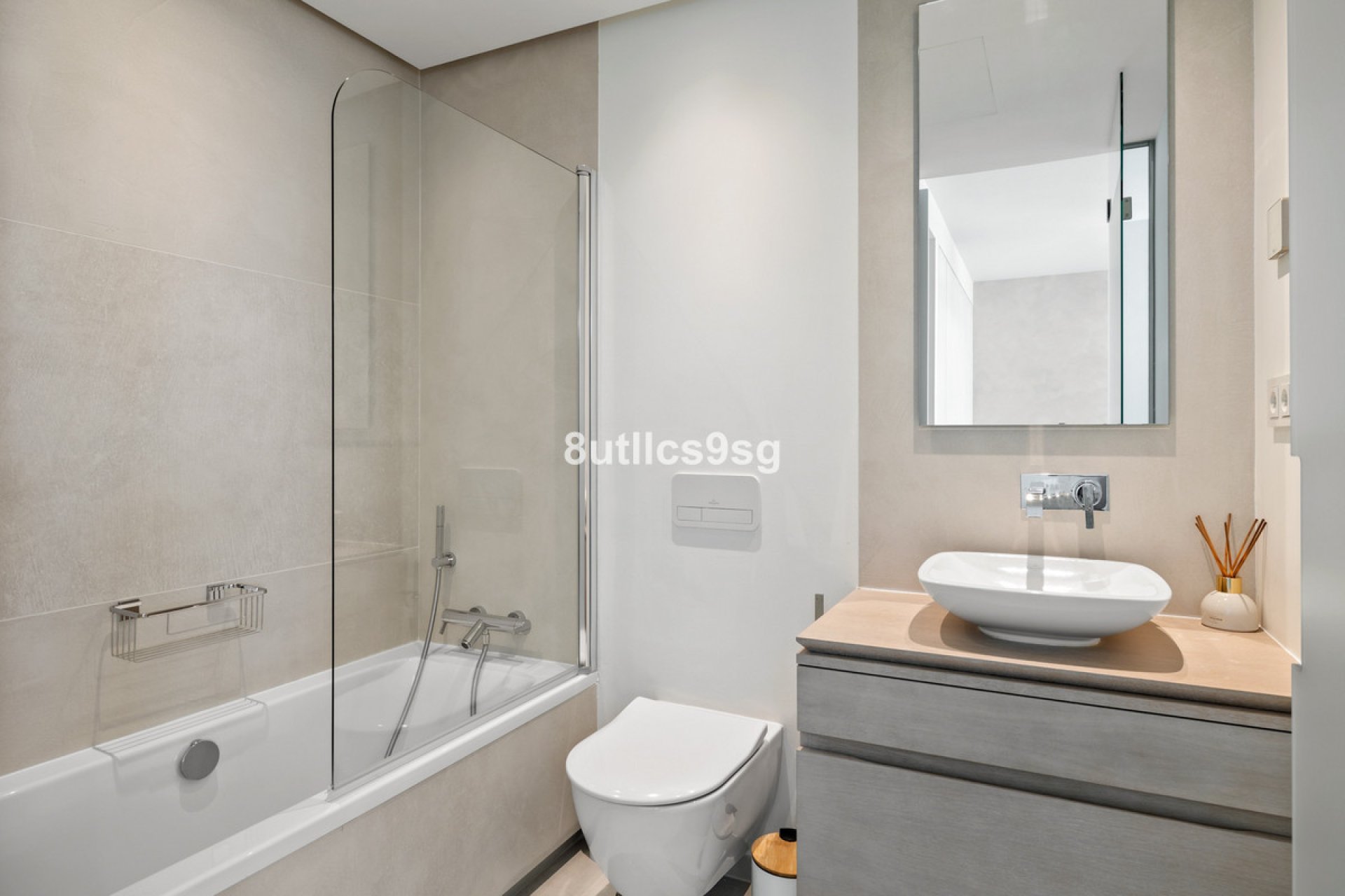 Resale - Ground floor apartment - Marbella - Nueva Andalucia