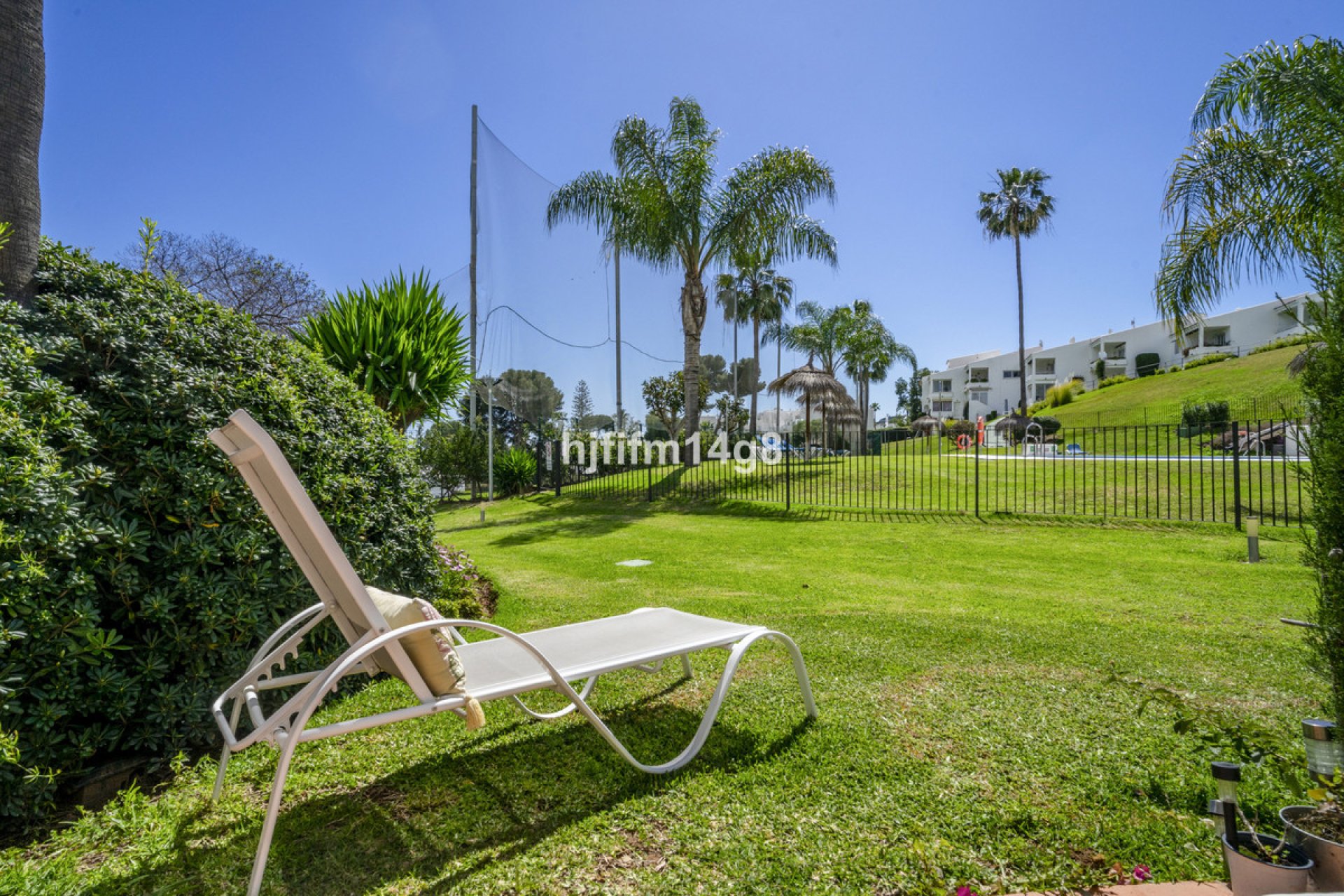 Resale - Ground floor apartment - Marbella - Nueva Andalucia