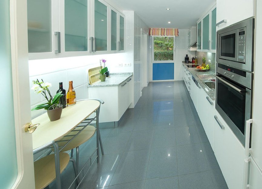 Resale - Ground floor apartment - Marbella - Nueva Andalucia