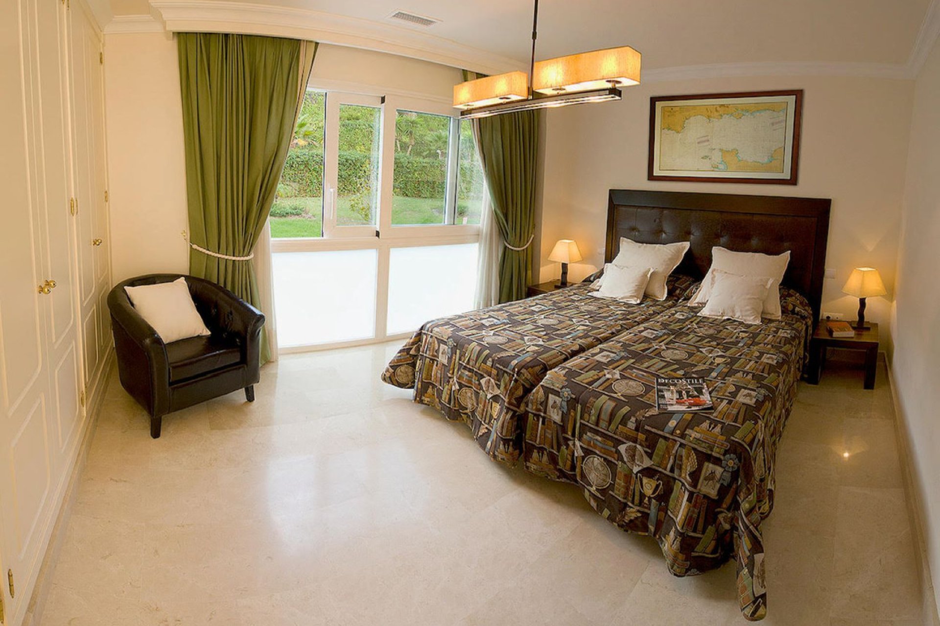 Resale - Ground floor apartment - Marbella - Nueva Andalucia