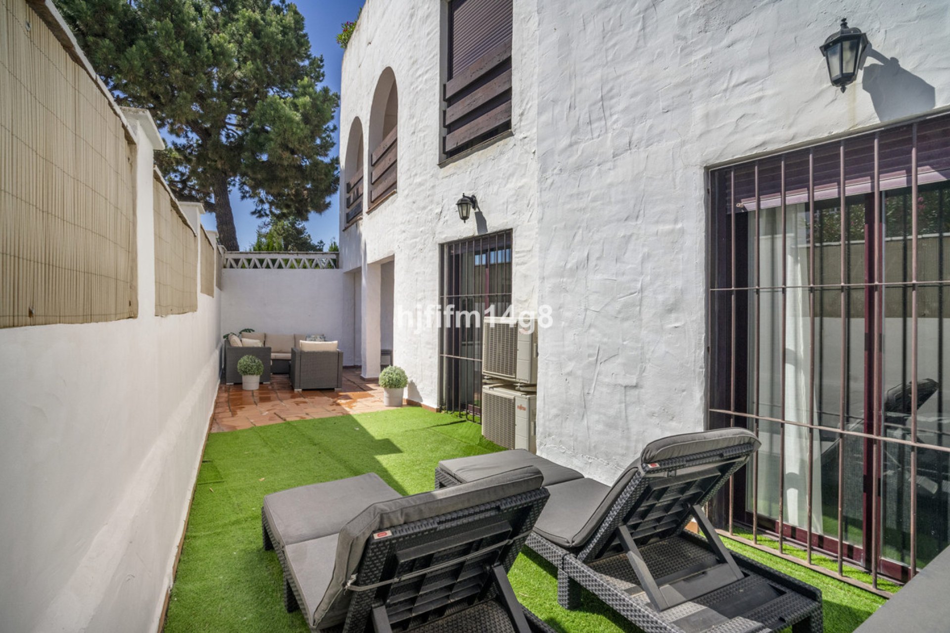 Resale - Ground floor apartment - Marbella - Nueva Andalucia