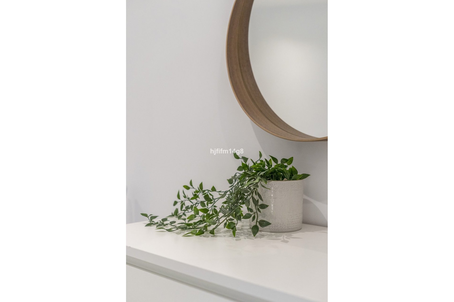 Resale - Ground floor apartment - Marbella - Nueva Andalucia