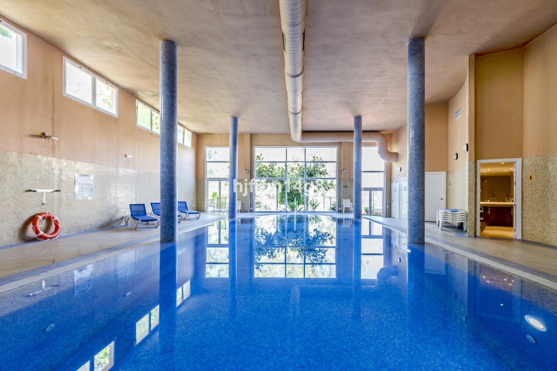 Resale - Ground floor apartment - Marbella - Nueva Andalucia