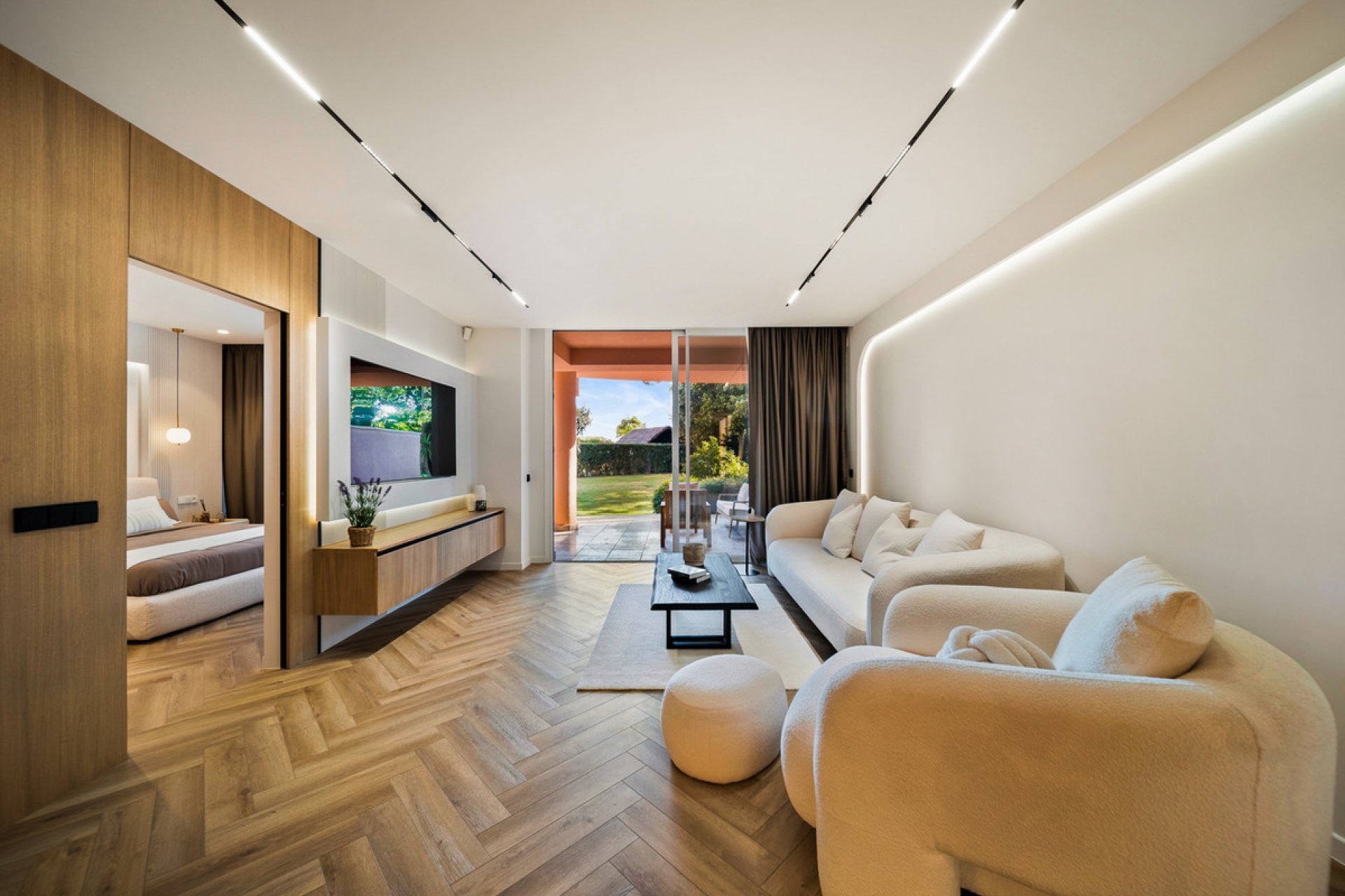 Resale - Ground floor apartment - Marbella - Nueva Andalucia