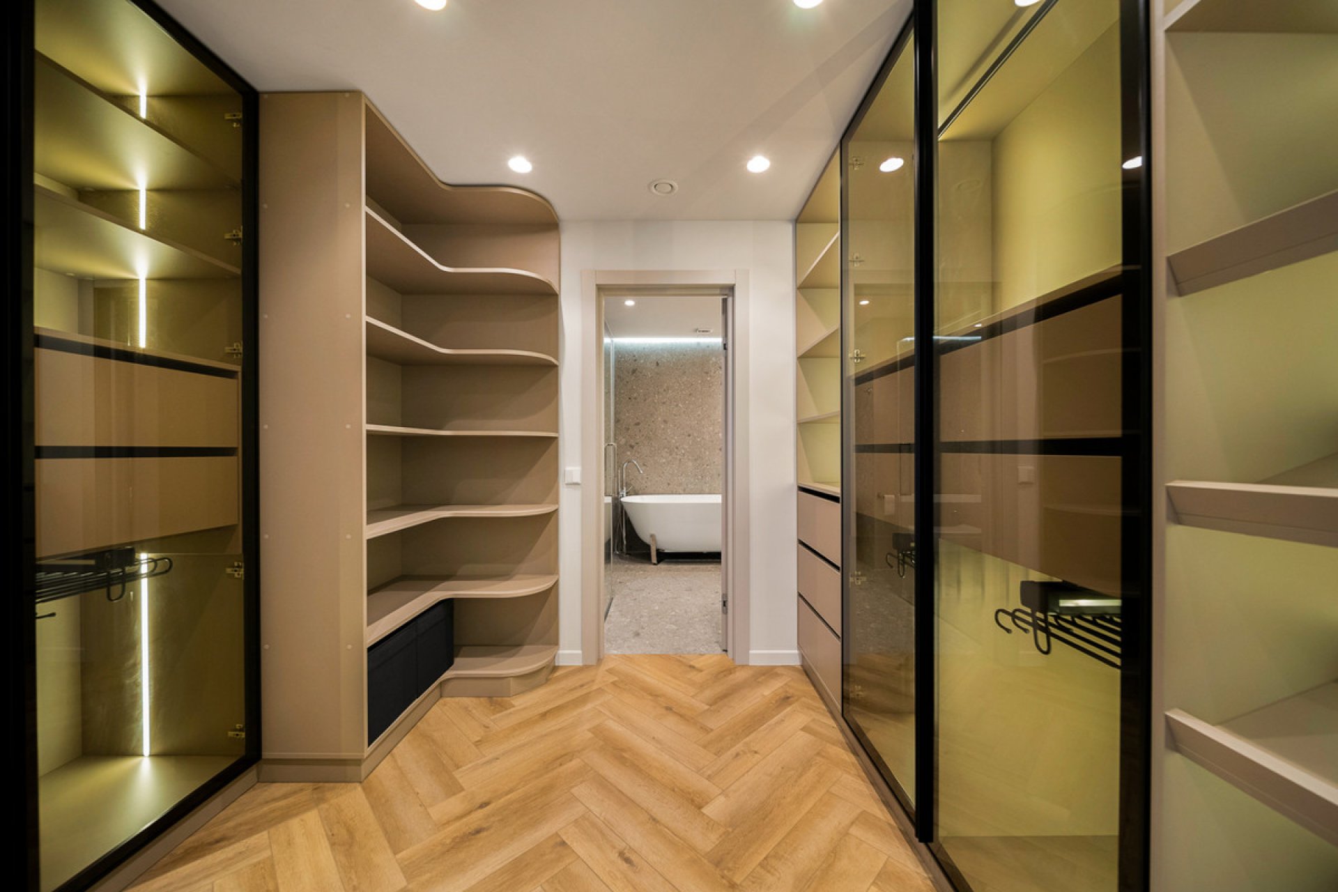 Resale - Ground floor apartment - Marbella - Nueva Andalucia