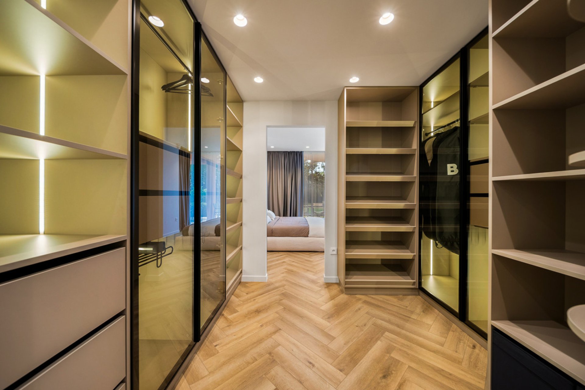 Resale - Ground floor apartment - Marbella - Nueva Andalucia