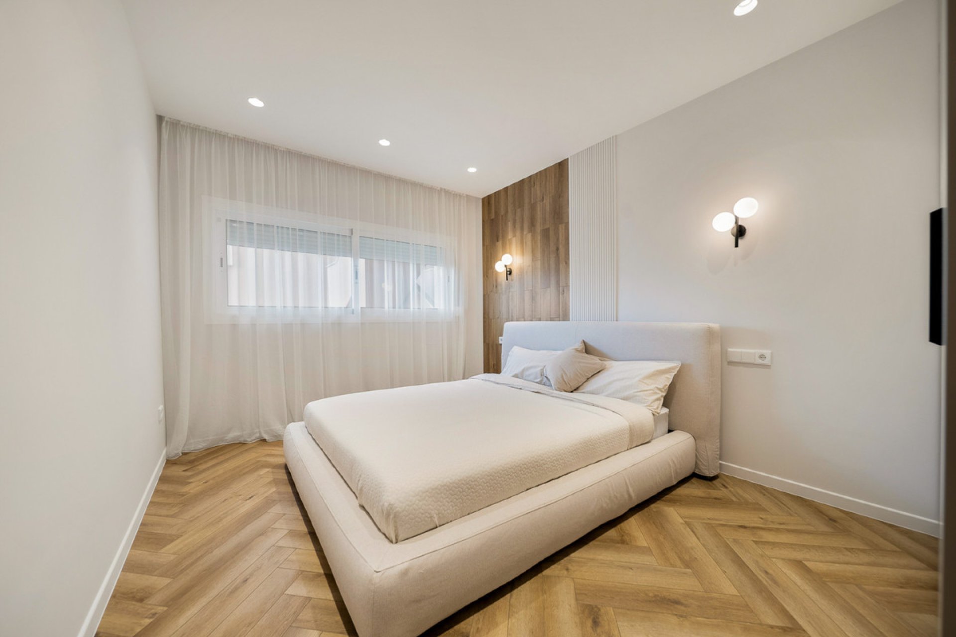 Resale - Ground floor apartment - Marbella - Nueva Andalucia