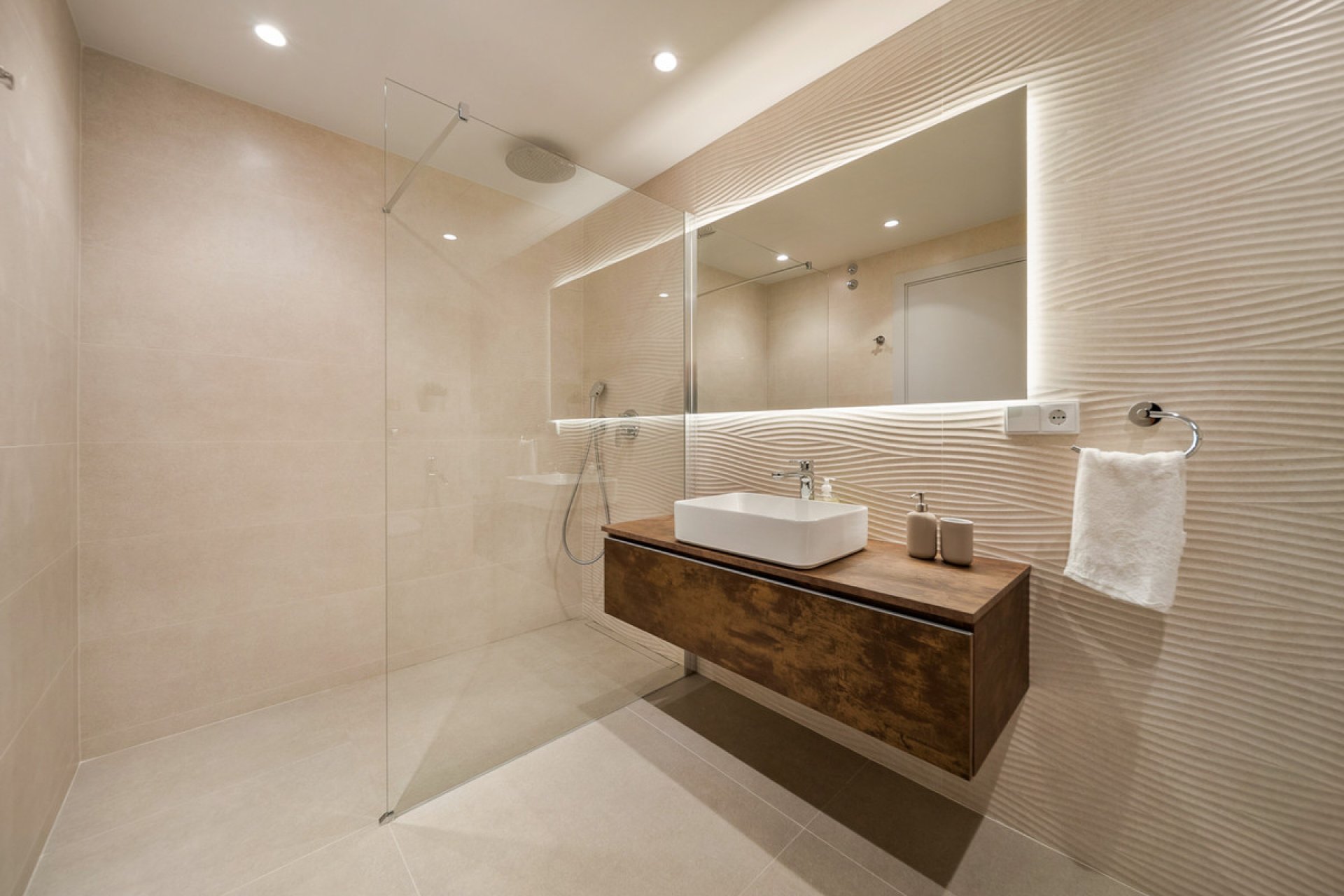 Resale - Ground floor apartment - Marbella - Nueva Andalucia